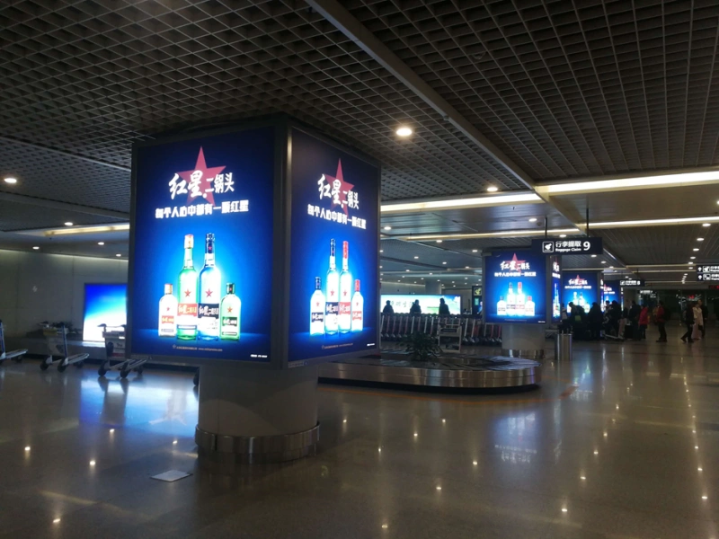 行李区包柱灯箱