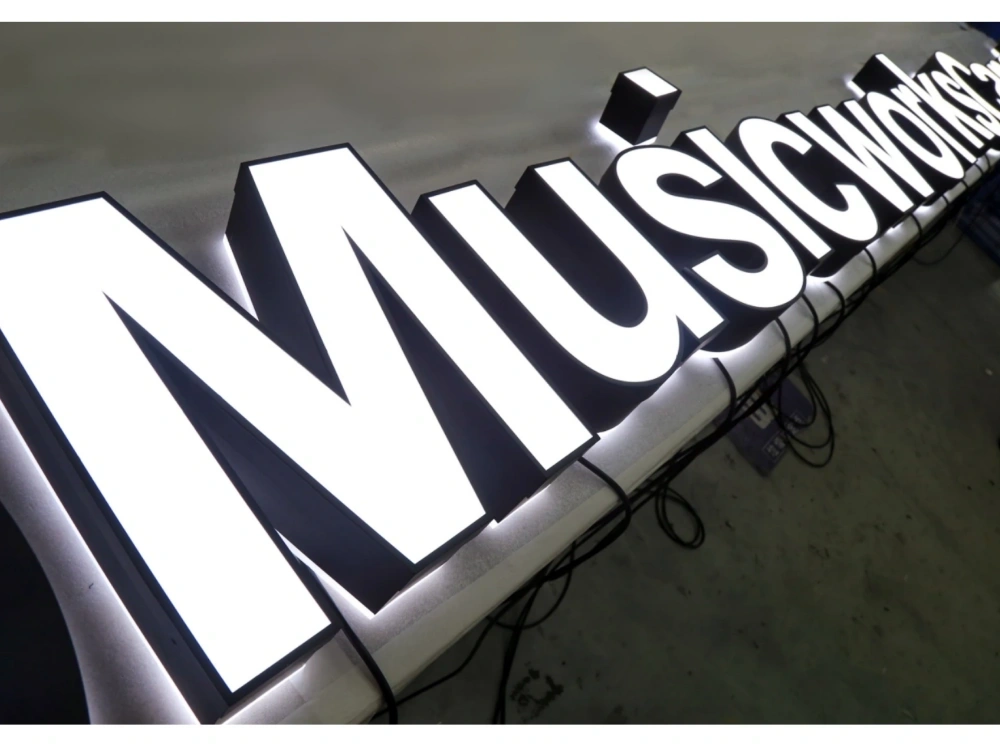 户外店铺门头首选、防水抗风